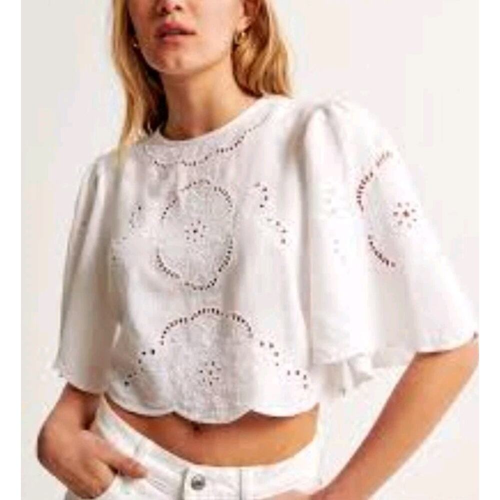 Abercrombie & Fitch White Eyelet Cropped Puff-Sleeve Blouse